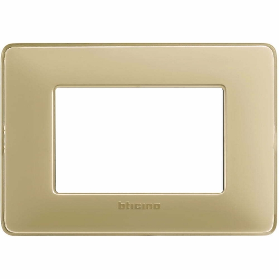 Imagine Rama ornament 3 module auriu Matix Bticino AM4803MGL